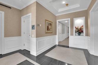 410 Pine St SE, Vienna, VA to rent Interior Photo- Image 2 of 3