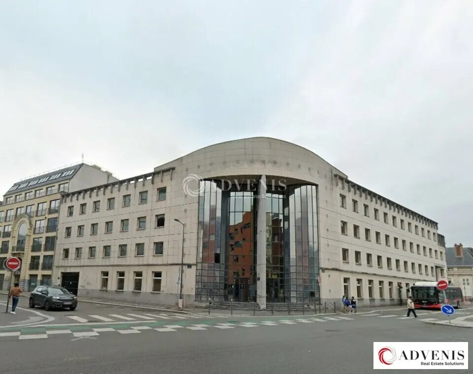 Office in Lille to rent Building Photo- Image 1 of 5