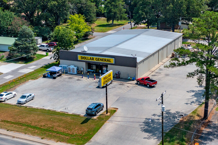 819 N Center St, Lonoke, AR for sale - Building Photo - Image 2 of 4