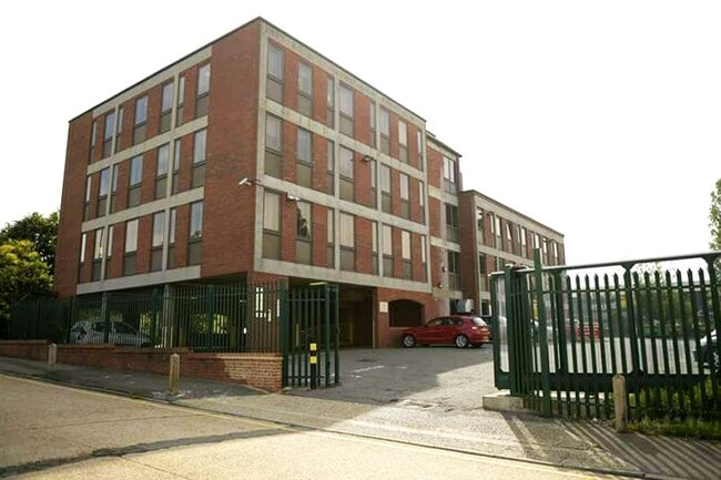 More details for Bridge Rd, Ashford - Office to Rent