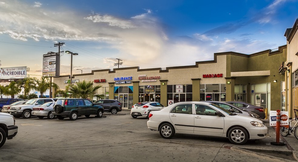 8332 Sepulveda Blvd, North Hills, CA 91343 UK