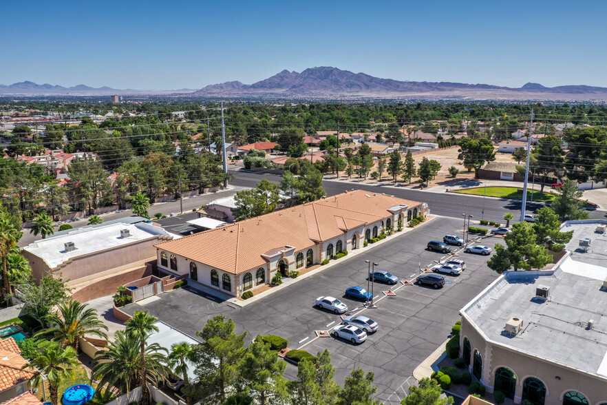 4425 S Pecos Rd, Las Vegas, NV for sale - Building Photo - Image 1 of 1