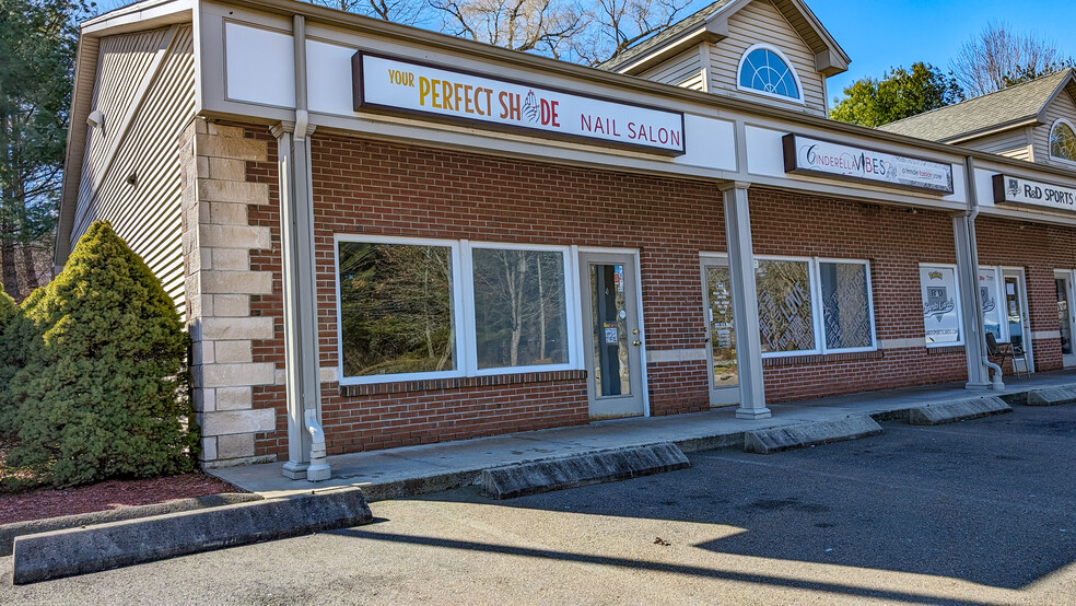 71 W Main St, Branford, CT for rent - Building Photo - Image 2 of 3