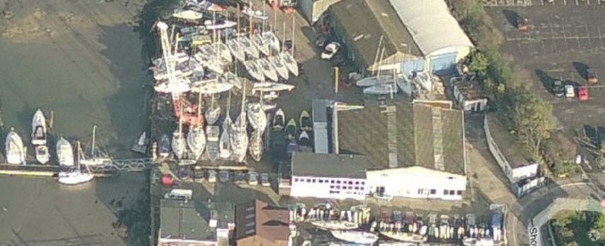 Shore Rd, Warsash for sale Primary Photo- Image 1 of 1