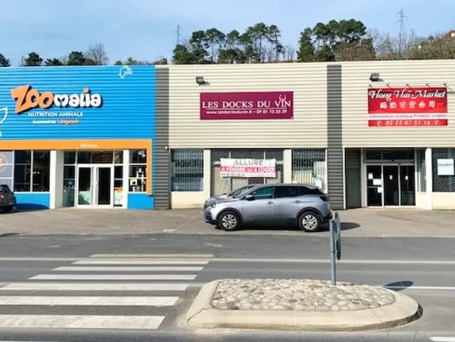 Location Commerce 231 m²