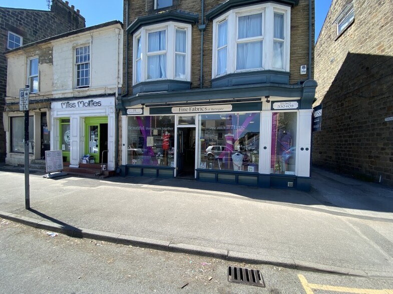 28 Regent Parade, Harrogate for sale - Primary Photo - Image 1 of 1