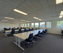 Capital Dr, Milton Keynes to rent Interior Photo- Image 2 of 5