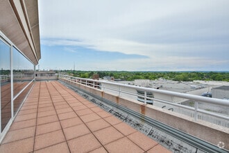 5335 Wisconsin Ave NW, Washington, DC to rent Building Photo- Image 2 of 9
