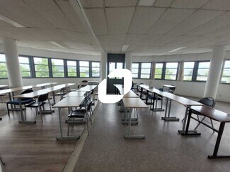 More details for Office, Light Industrial to Rent