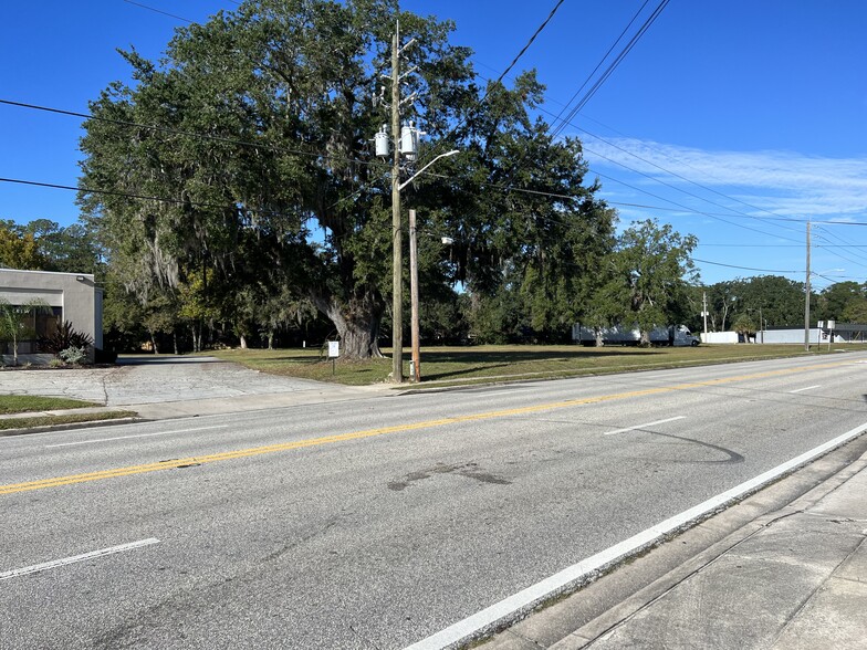 5858 Saint Augustine Rd, Jacksonville, FL for rent - Building Photo - Image 3 of 5