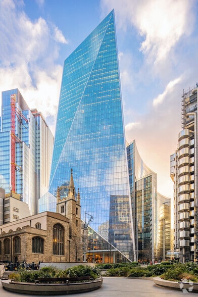 52 Lime St, London to rent - Building Photo - Image 1 of 12