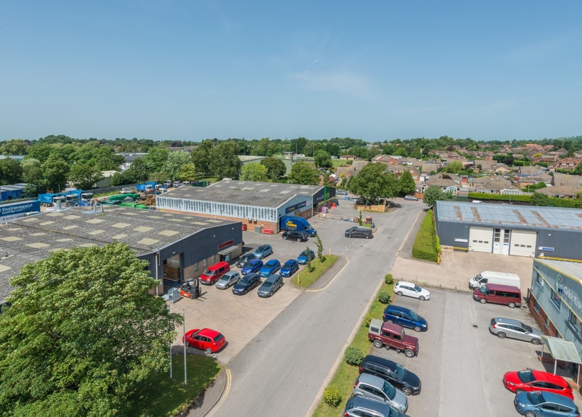 William Rd, Devizes to rent - Building Photo - Image 2 of 4