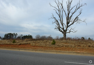 Catawba Valley Blvd, Hickory, NC for sale Primary Photo- Image 1 of 1