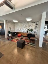 4600 W 77th St, Edina, MN to rent Interior Photo- Image 1 of 14