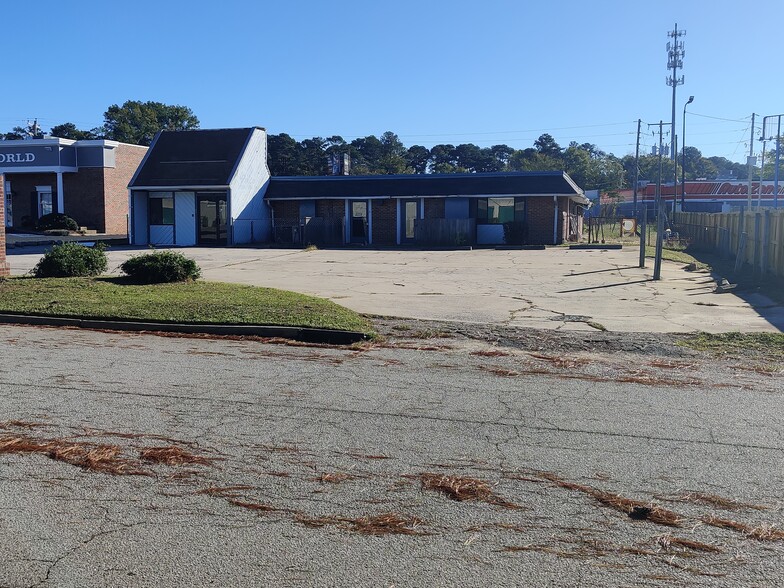 120 Commercial Dr, Columbia, SC for sale - Building Photo - Image 1 of 1