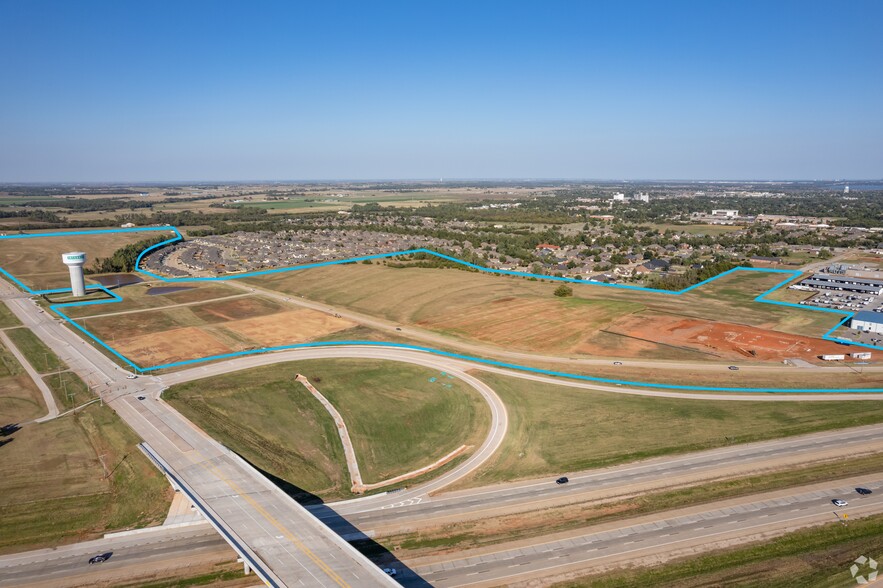 3600 S Frisco Rd, Yukon, OK for sale - Building Photo - Image 1 of 18