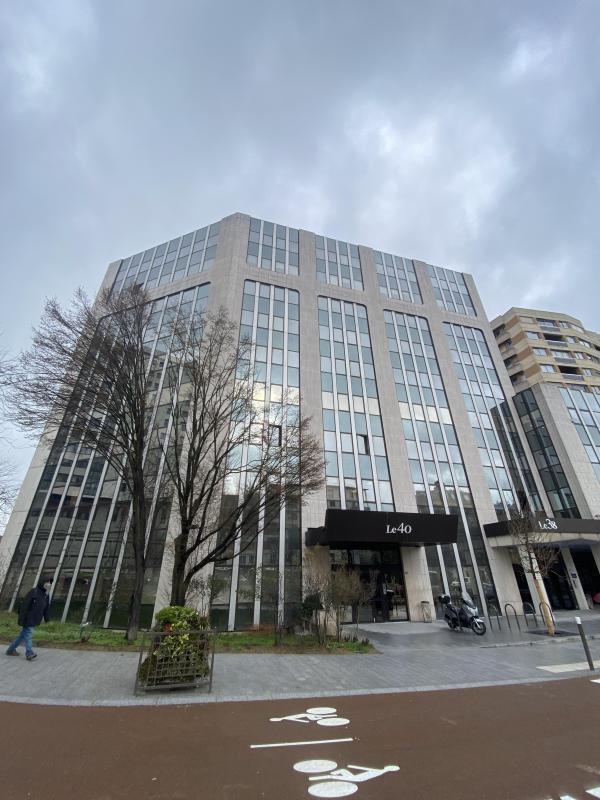 Office in Suresnes for sale Building Photo- Image 1 of 16