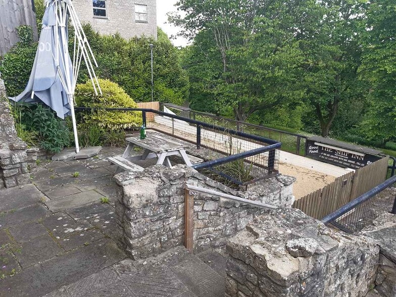 93 Temple St, Keynsham to rent - Building Photo - Image 3 of 3