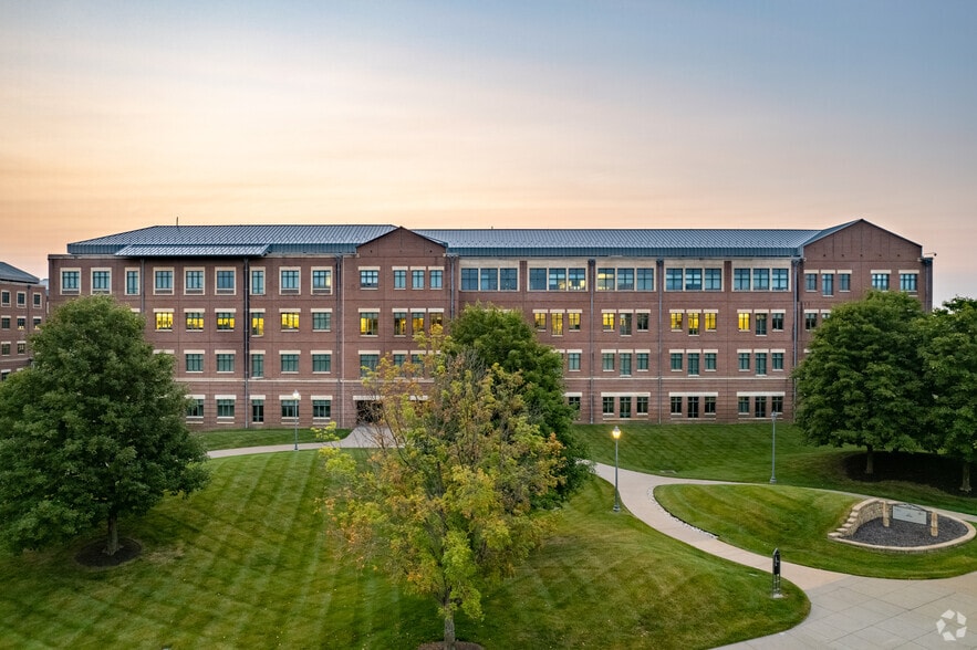 6330 Sprint Pky, Overland Park, KS for sale - Building Photo - Image 1 of 1