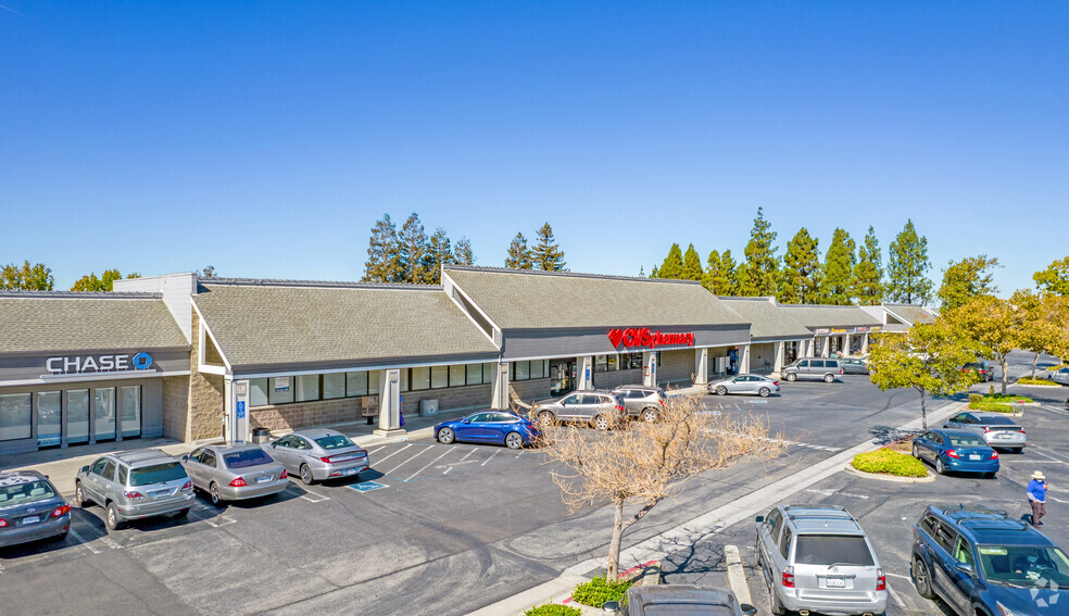 5-125 N Milipitas, Milpitas, CA for rent - Building Photo - Image 1 of 12