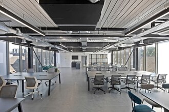 15 Settles St, London to rent Interior Photo- Image 1 of 7