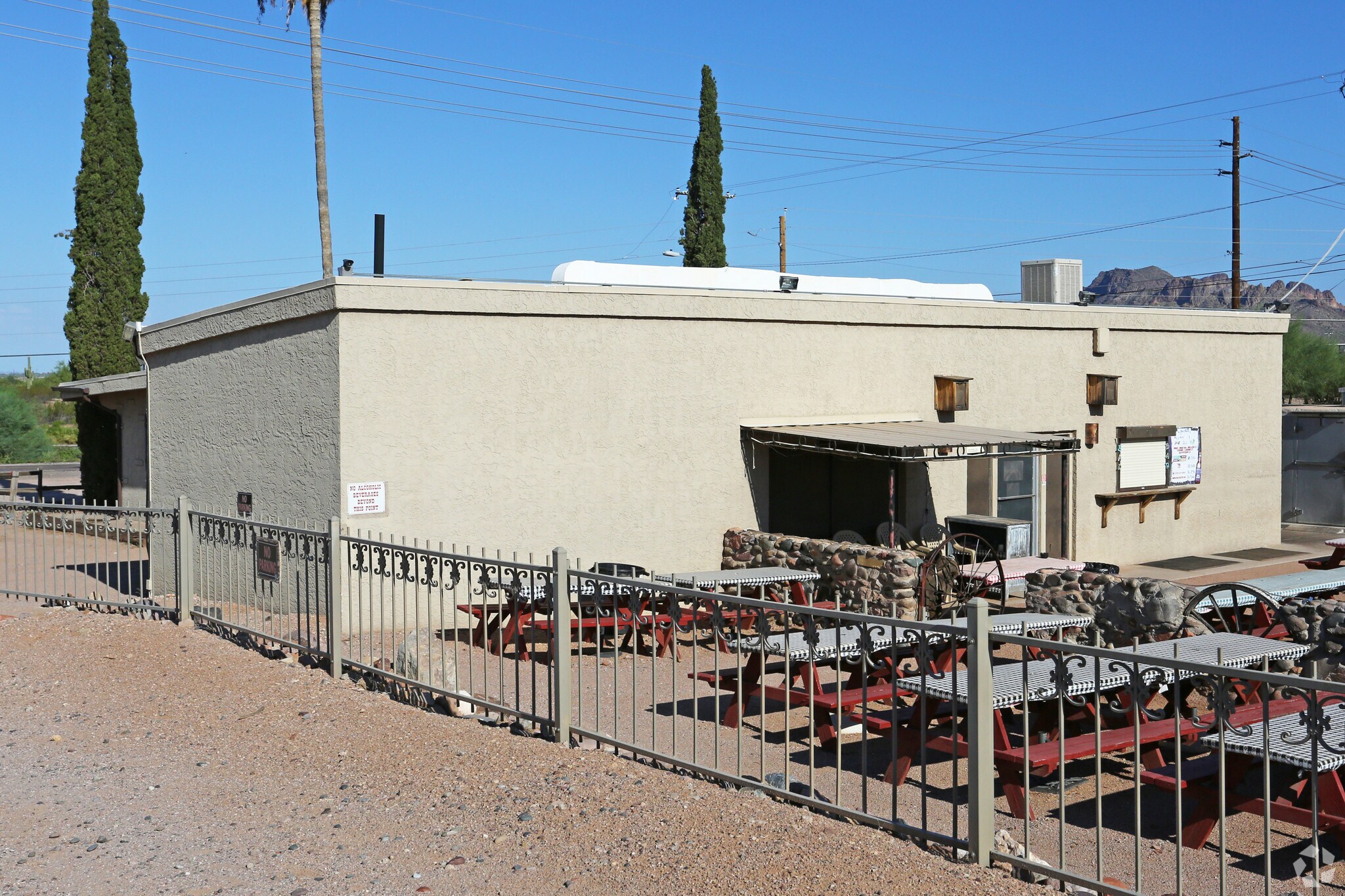 1615 N Apache Trl, Apache Junction 85119 - Filly's Roadhouse | LoopNet ...