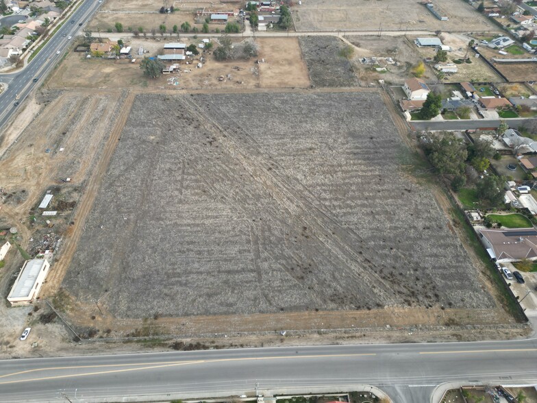 4112 Jewetta Ave, Bakersfield, CA for sale - Building Photo - Image 2 of 2