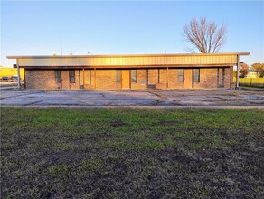 2426 US 169 Hwy, Coffeyville, KS for sale Primary Photo- Image 1 of 5