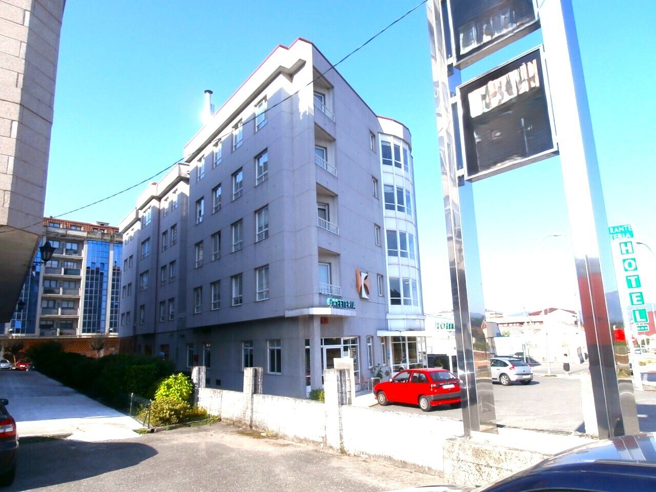 Retail in Ponteareas for sale Building Photo- Image 1 of 4
