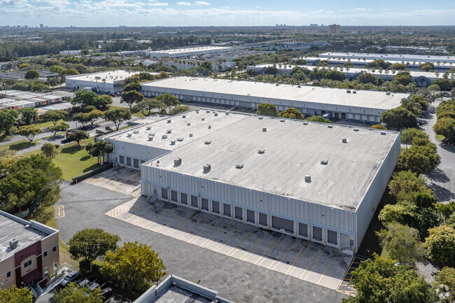 More details for 1910 NW 97th Ave, Miami, FL - Industrial for Rent