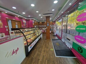 3-5 Ron Leighton Way, London to rent Interior Photo- Image 2 of 11