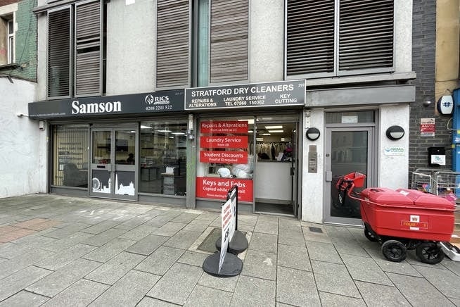 269-271 High St, London to rent - Primary Photo - Image 1 of 4
