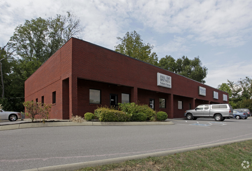 1100 Ted Crozier Sr Blvd, Clarksville, TN for sale - Building Photo - Image 1 of 1