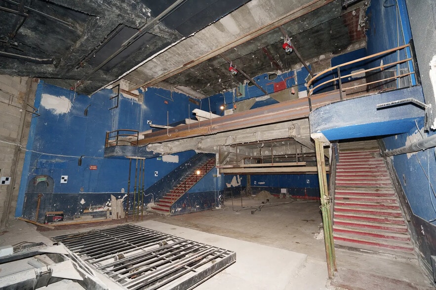 Build-to-Rent in Paris for sale - Interior Photo - Image 3 of 9