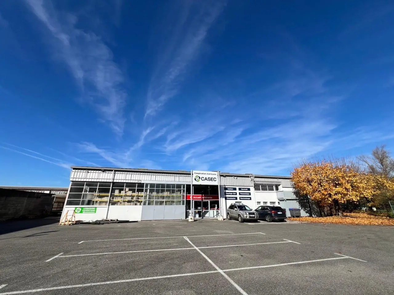 Light Industrial in Annecy for sale Building Photo- Image 1 of 22