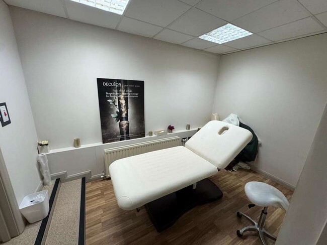 More details for 13 Antrim St, Lisburn - Retail to Rent