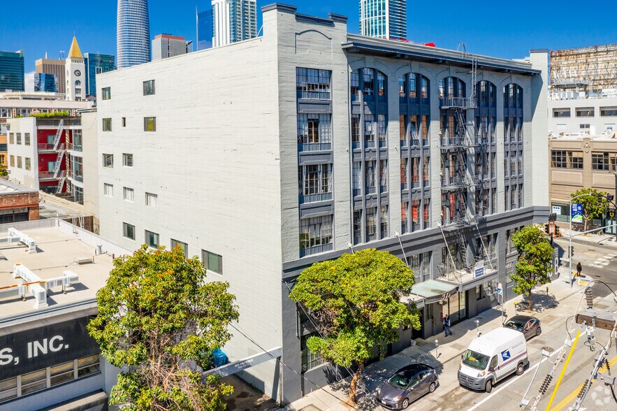 300 Brannan St, San Francisco, CA for rent - Building Photo - Image 2 of 6