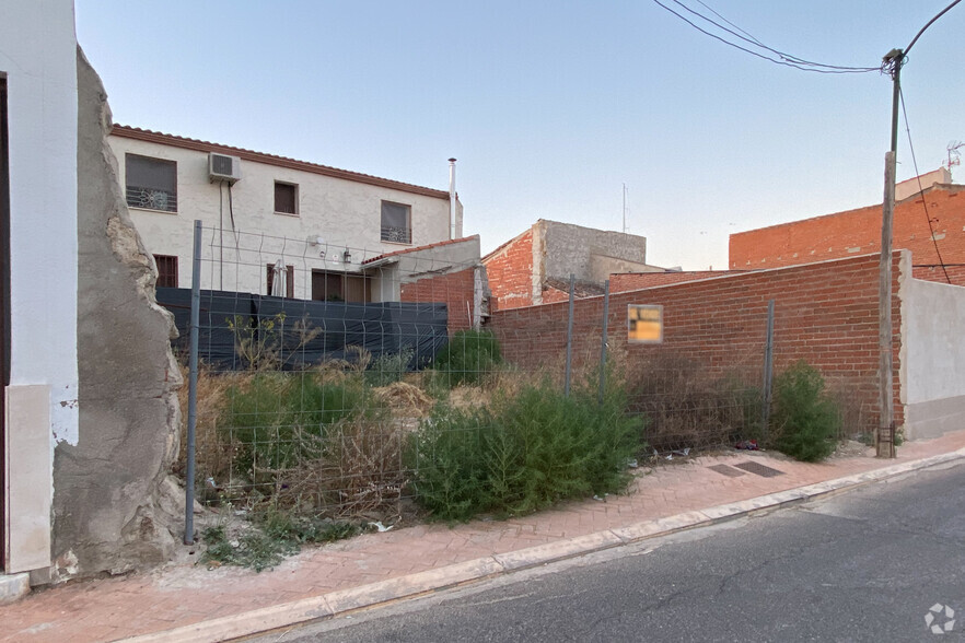 Calle Huertos, 67, Villaconejos, Madrid for sale - Primary Photo - Image 1 of 2