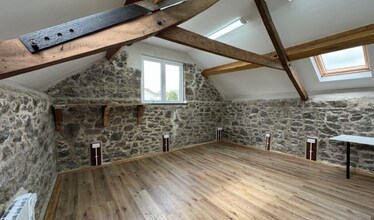 Pottery Rd, Newton Abbot to rent Interior Photo- Image 2 of 4