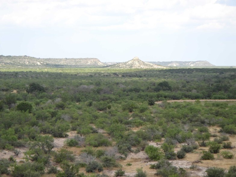 93 Acres In Kimble County Tx, Junction, TX for sale - Building Photo - Image 1 of 1