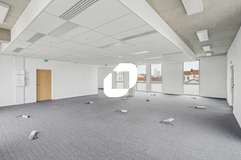45 Rue Anatole France, Villeurbanne to rent - Interior Photo - Image 3 of 12