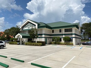 14171 Metropolis Ave, Fort Myers, FL for sale Building Photo- Image 1 of 2