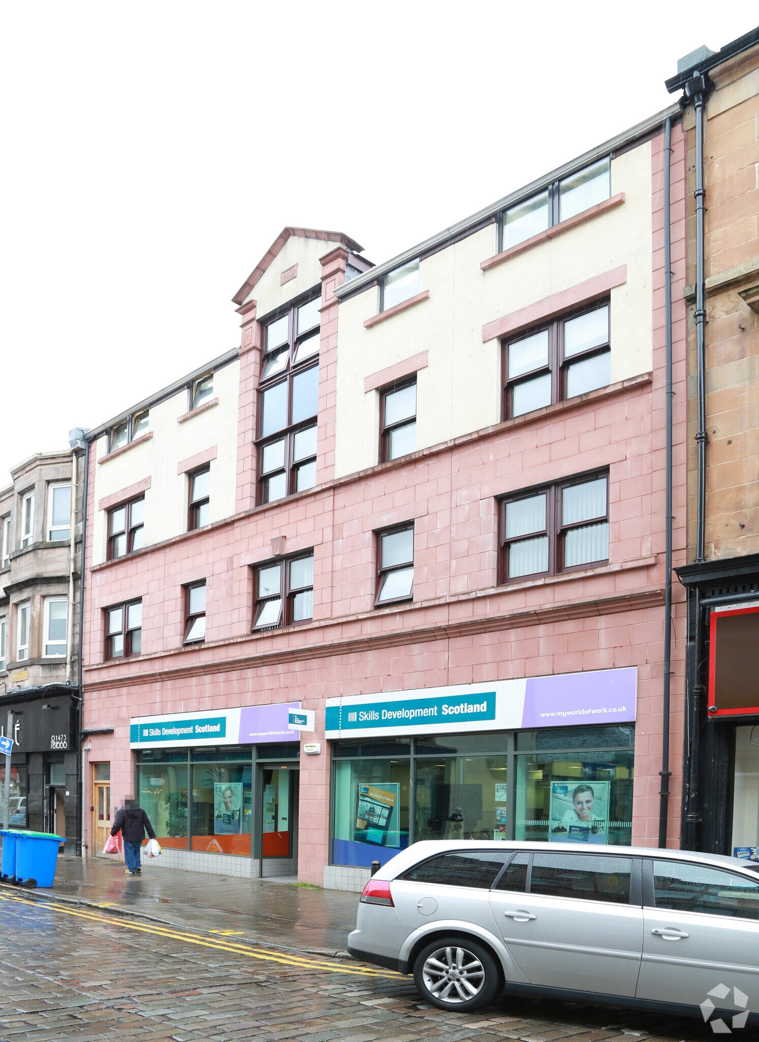 112 West Blackhall St, Greenock to rent Primary Photo- Image 1 of 4