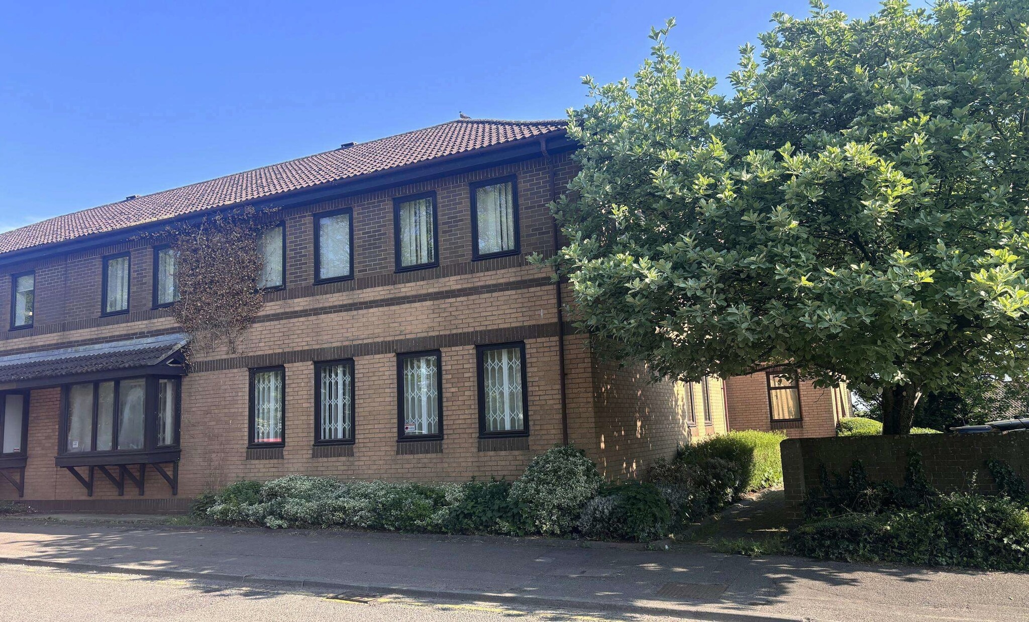 Midland Way, Thornbury for sale Primary Photo- Image 1 of 4