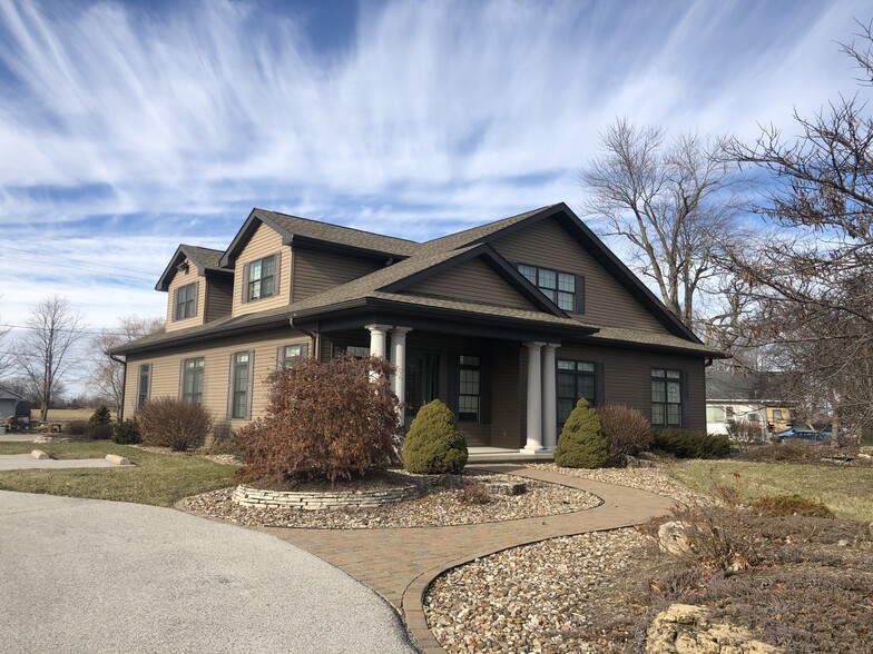 509 Illinois Ave, Gillespie, IL for sale - Building Photo - Image 1 of 1