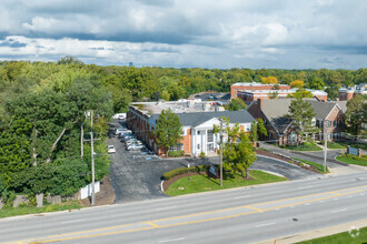 15 Spinning Wheel Rd, Hinsdale, IL - AERIAL  map view - Image1