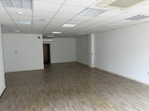 7 Tucker St, Cromer to rent Interior Photo- Image 1 of 2
