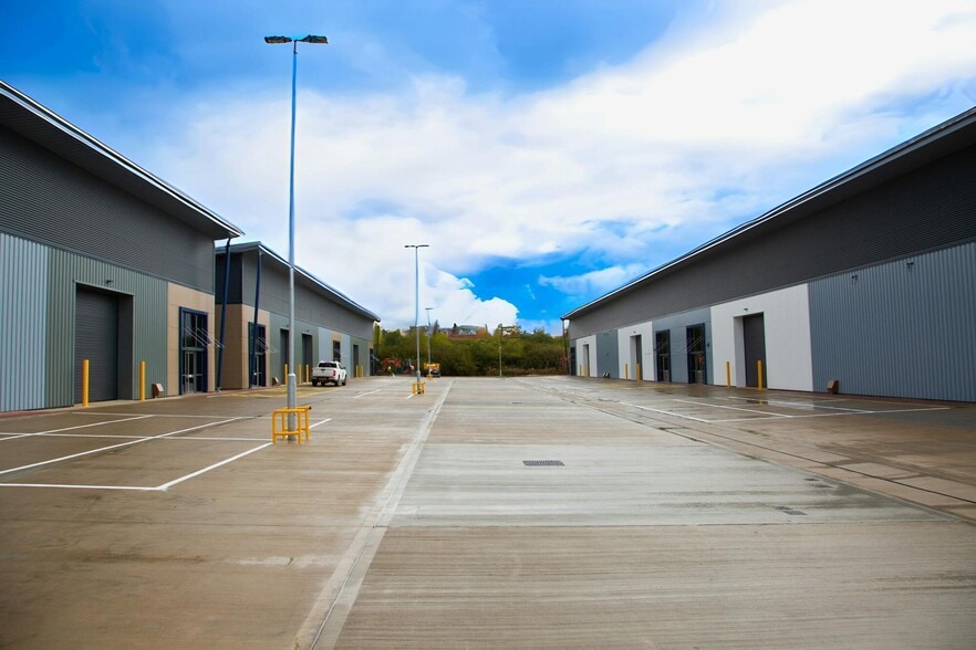 Wistow Rd, Leicester to rent - Building Photo - Image 3 of 21