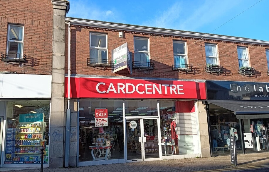 12A-16 Castle St, Strabane to rent - Primary Photo - Image 1 of 1