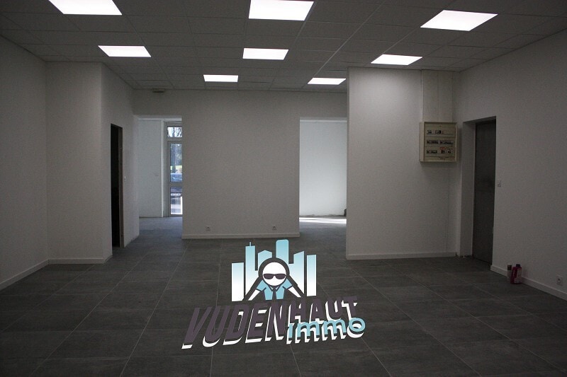 Office / Retail in Colomiers to rent Interior Photo- Image 1 of 10